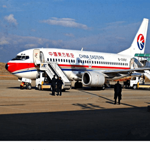 上饶三清山空运公司航空快运业稳步发展的原因是什么？